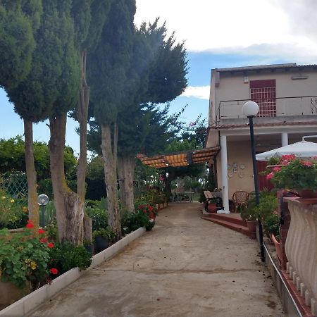 Il Gazebo Bed & Breakfast Scoglitti Exterior foto